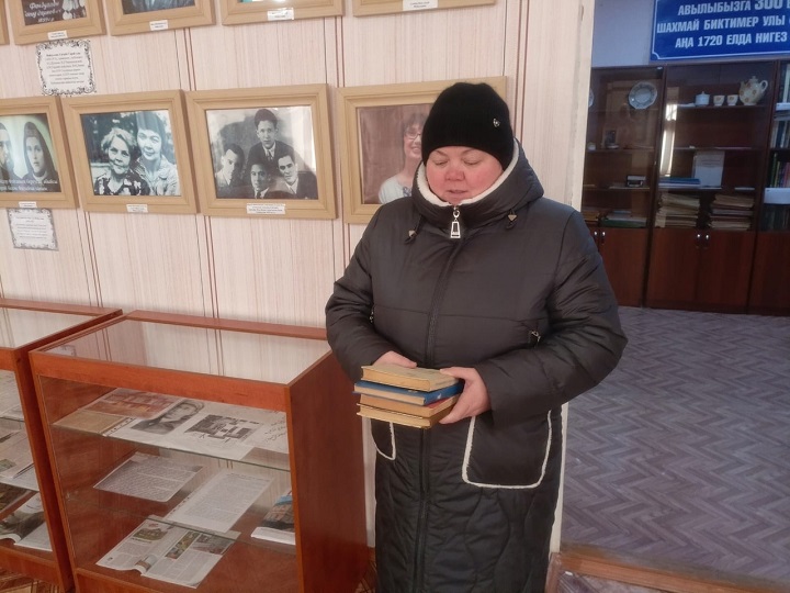 14 февраля в филиале «Музей истории села Шахмайкино имени Мирхайдара Файзи» прошла благотворительная акция «Подари музею книгу». 