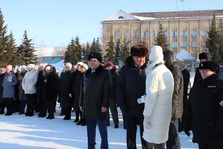 В канун Дня защитника Отечества в Новошешминске прошел митинг