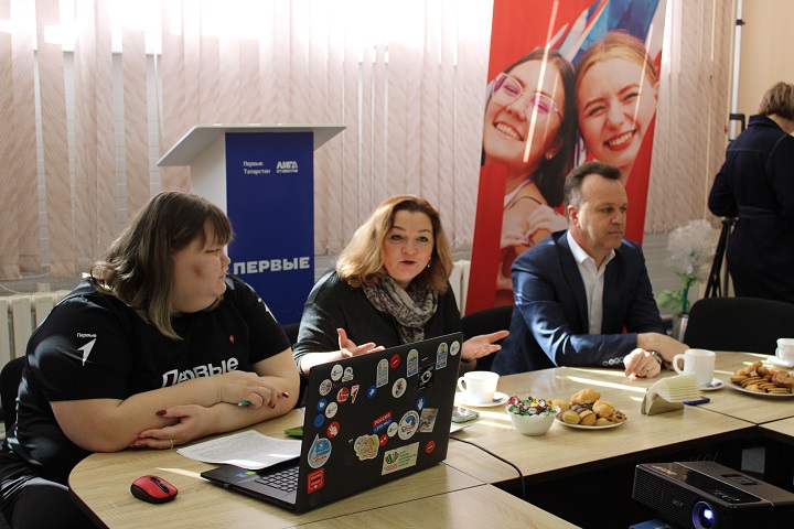 На прошлой неделе в Новошешминске прошел слет первичных ячеек новой детско-молодежной организации. 