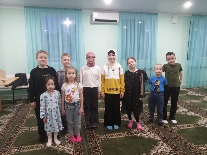 Ифтары в Новошешминской мечети продолжаются