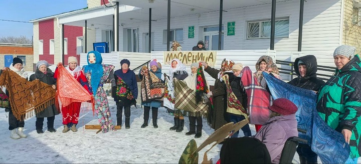 Широкая масленица - русский народный православный праздник, отмечающийся блинами и сладостями, гуляниями, песнями и хороводами, шутками и играми.