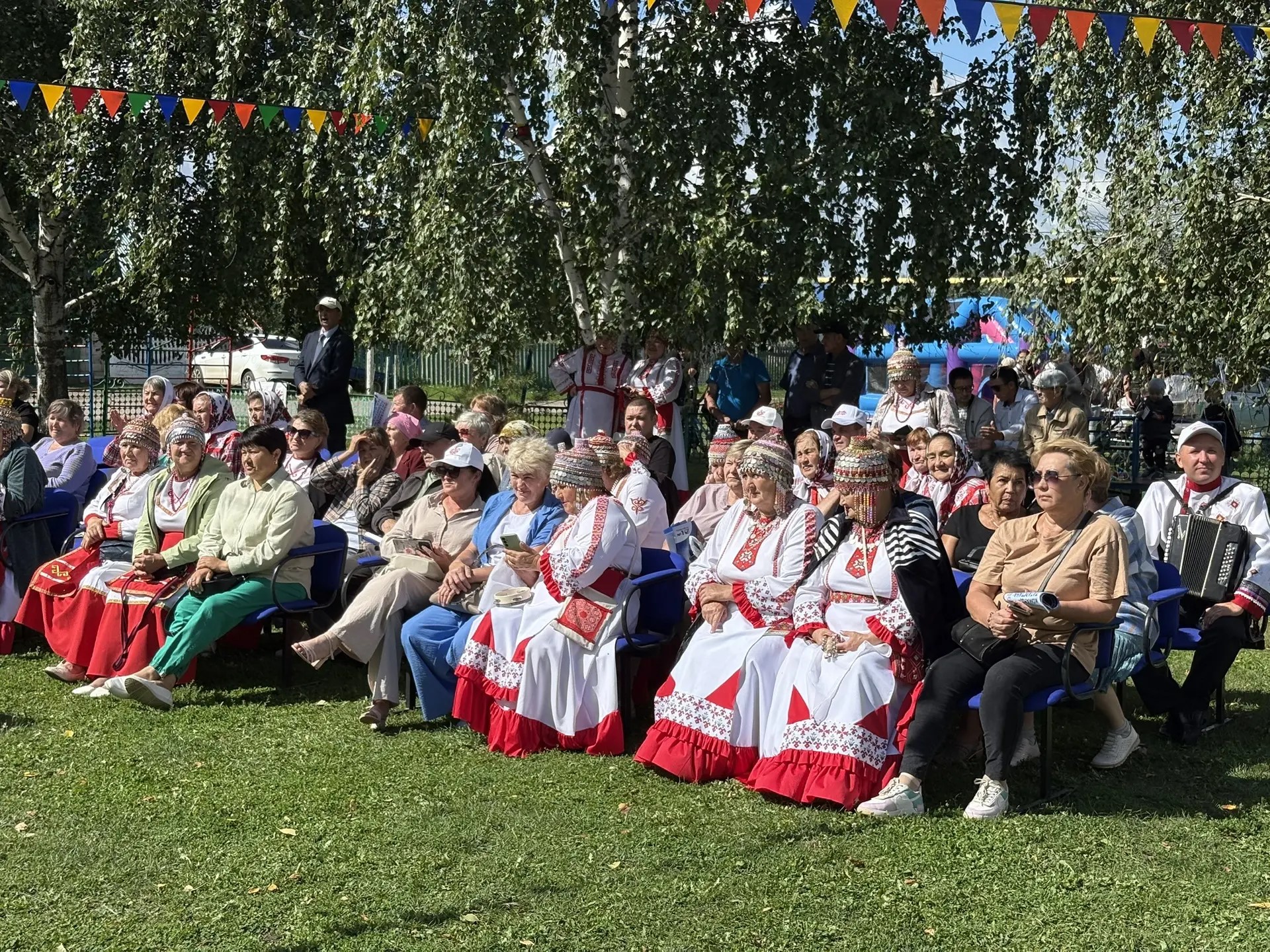 В Чувашской Чебоксарке звучала гармонь и пели народные песни