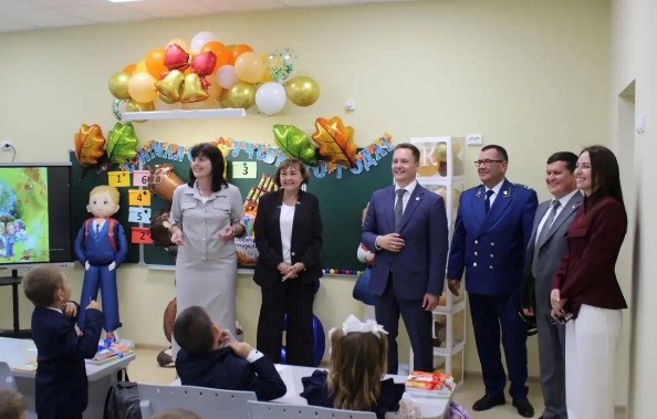 Прокурор района принял участие на Дне знаний в Новошешминске