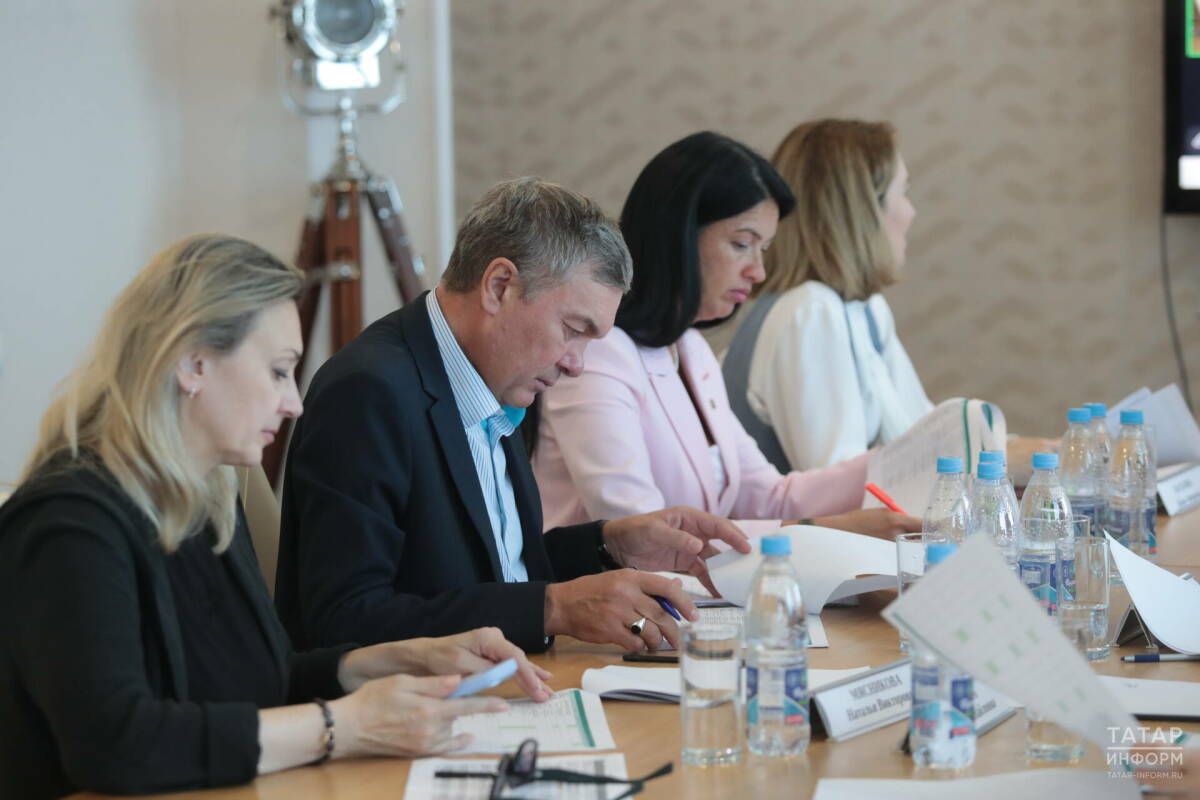 В столице Татарстана состоялось первое заседание конкурсной комиссии XVII Всероссийского журналистского конкурса «Многоликая Россия», на котором были определены финалисты конкурса.