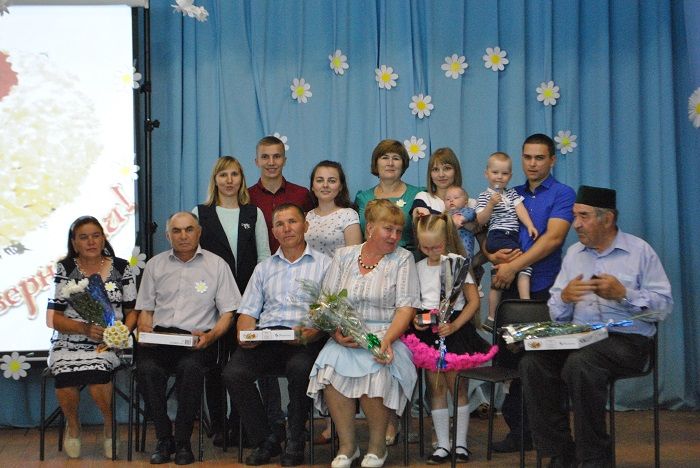 В Слободе Черемуховая прошел районный праздник, посвященный  Дню семьи, любви и верности