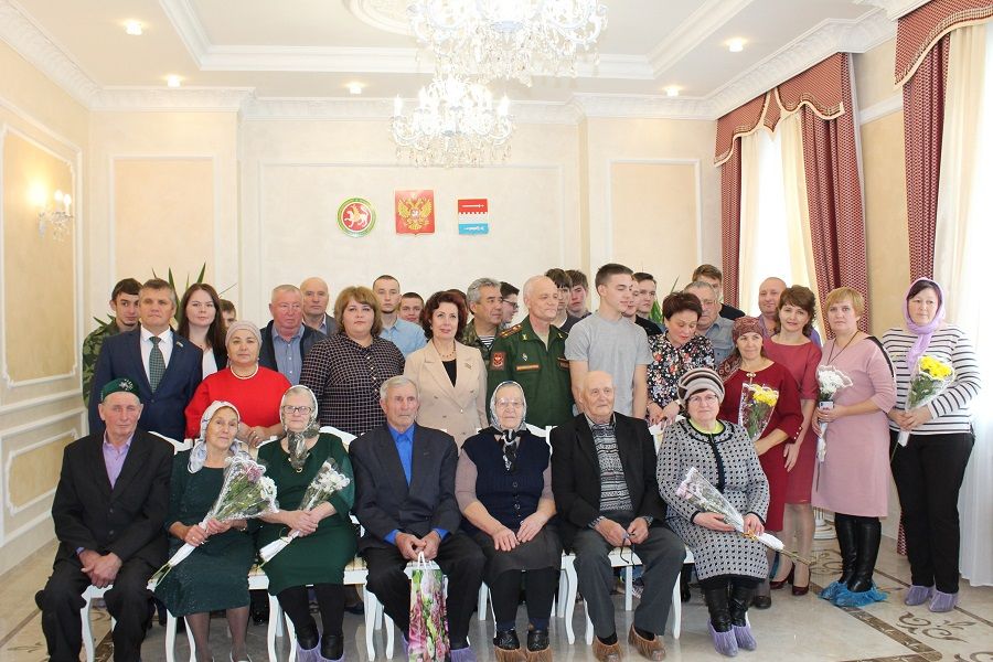 Для Новошешминских призывников провели красочное мероприятие