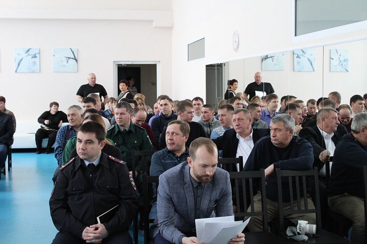 В Новошешминске в новом формате прошла очередная встреча с предпринимателями района