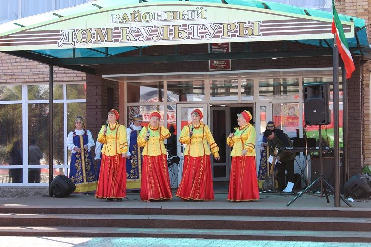В Новошешминске прошли торжественные проводы призывников