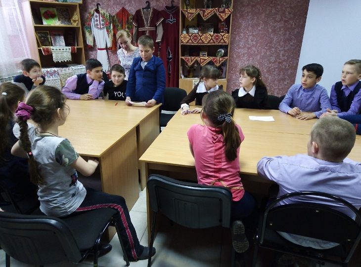 В Доме дружбы народов провели викторину для детей, посвященную Году рабочих профессий в Республике Татарстан