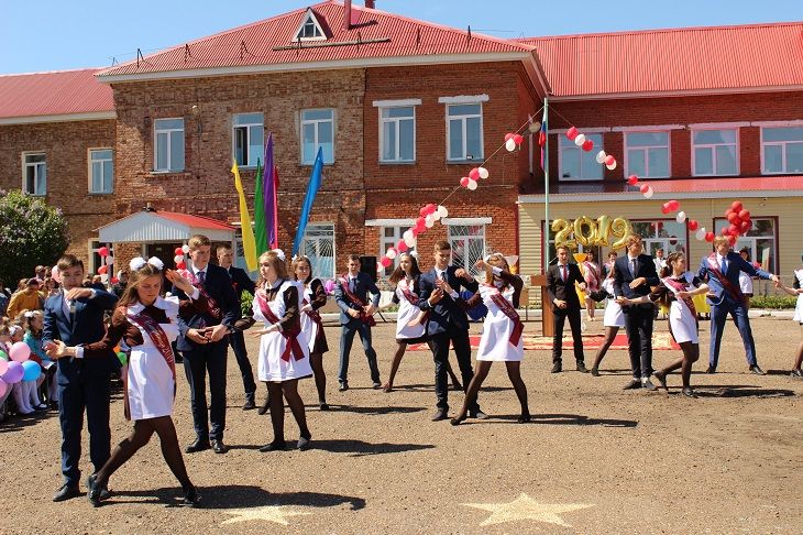 25 мая в Новошешминский гимназии прошел «Последний звонок»