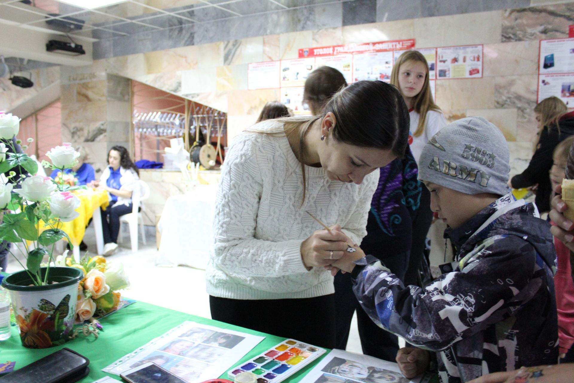 13 августа в Новошешминском РДК прошла благотворительная акция «Помоги собраться в школу»