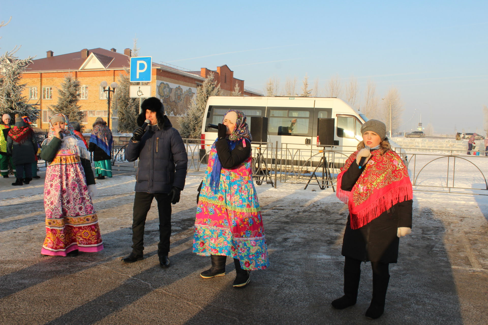 5 декабря в Новошешминске прошла первая зимняя ярмарка