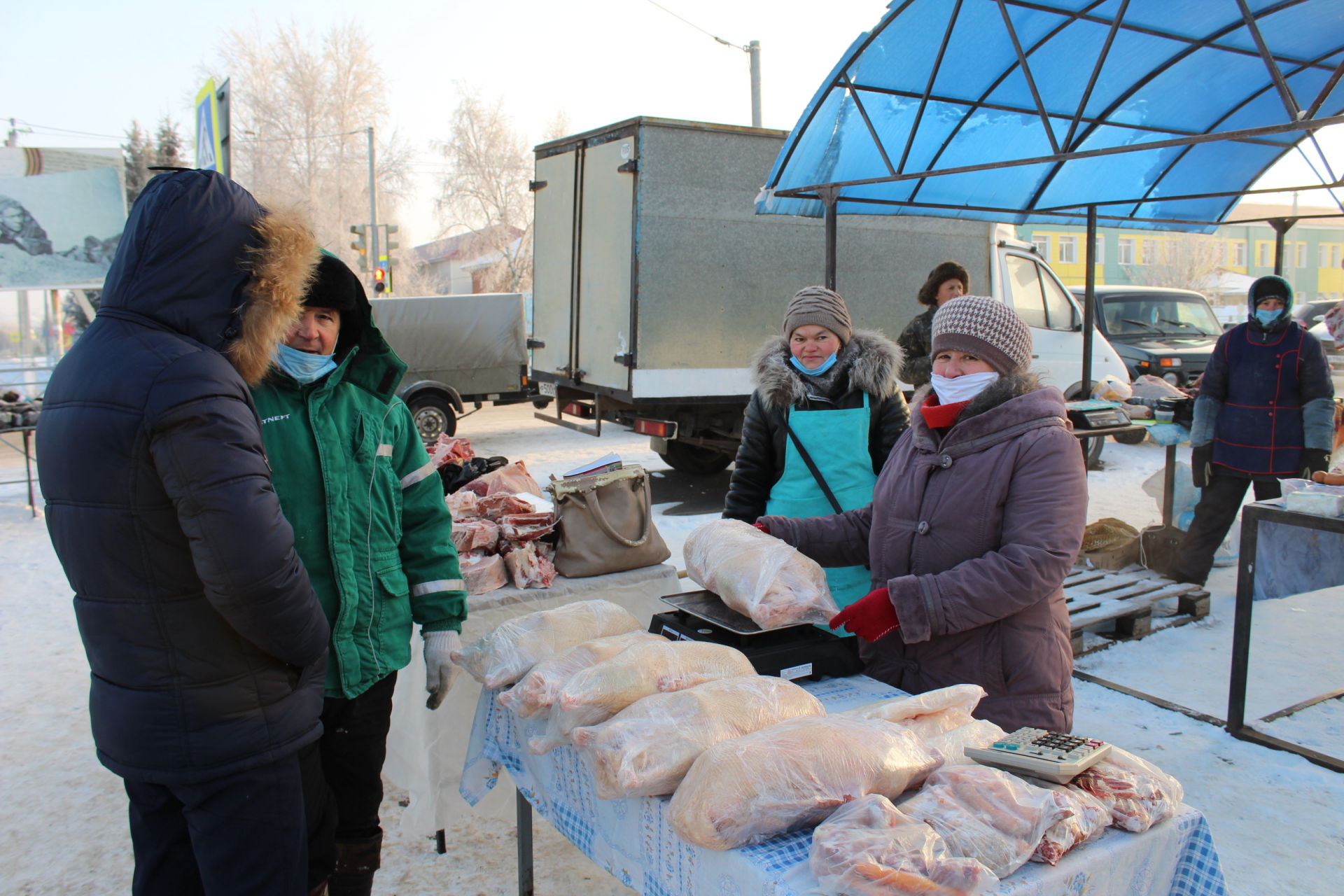 5 декабря в Новошешминске прошла первая зимняя ярмарка