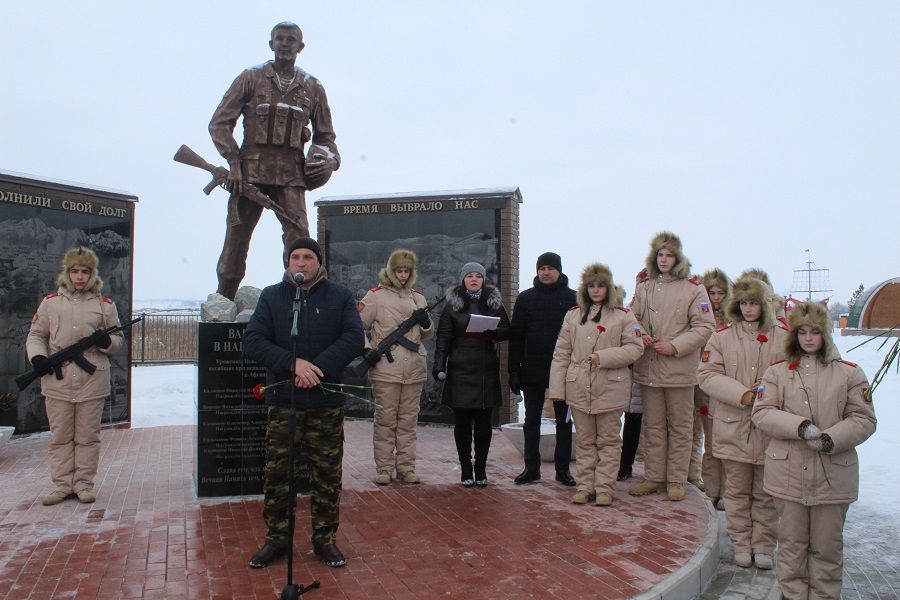 В Новошешминске прошел митинг, посвященный 31-й годовщине вывода  советских войск из  Афганистана