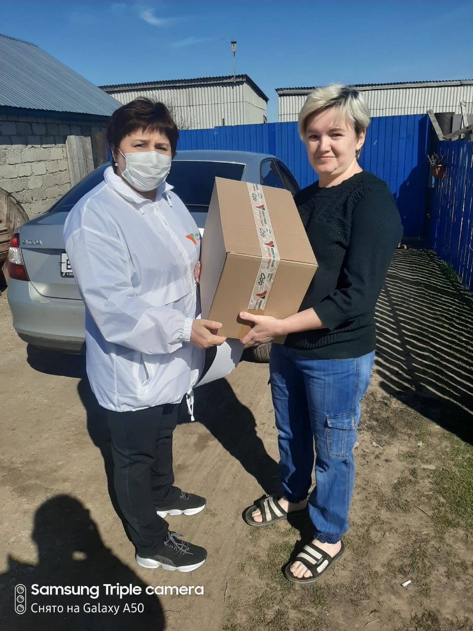 В Новошешминске нуждающиеся семьи начали получать продуктовые наборы