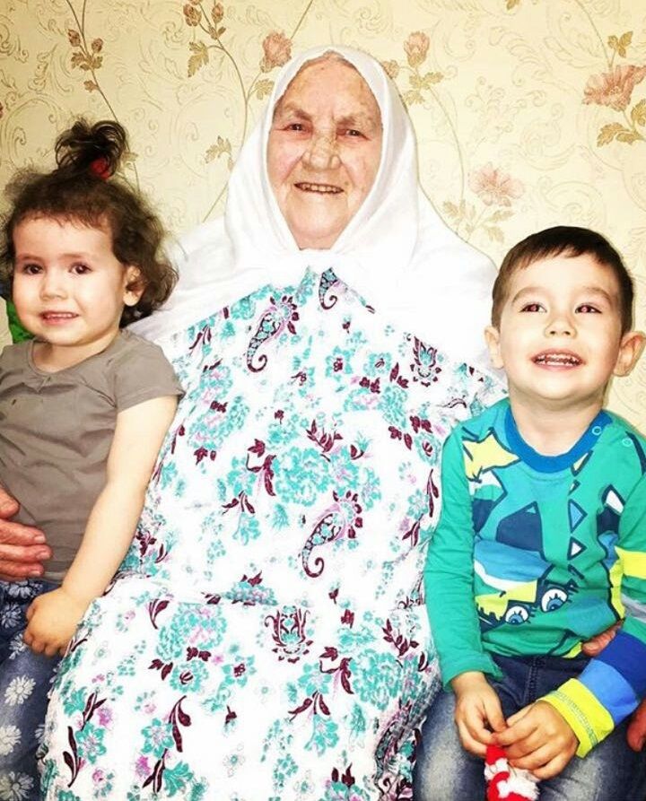 Труженица тыла Гарифуллина Салися Фахуртдиновна из села Шахмайкино отметила 90-летие