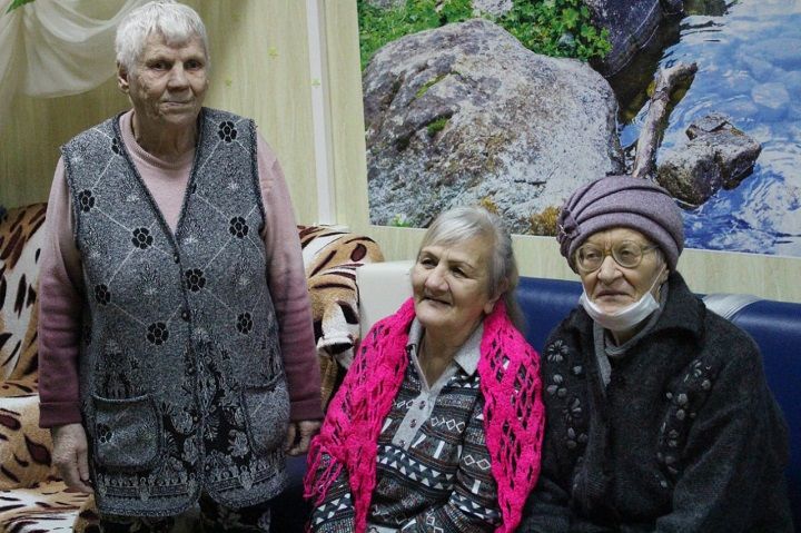 Министр труда, занятости и социальной защиты РТ Эльмира Зарипова с рабочим визитом посетила Новошешминский дом-интернат для престарелых и инвалидов