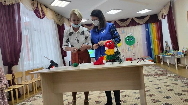 10 воспитателей детских учреждений  Новошешминского района приняли участие в зональном семинаре