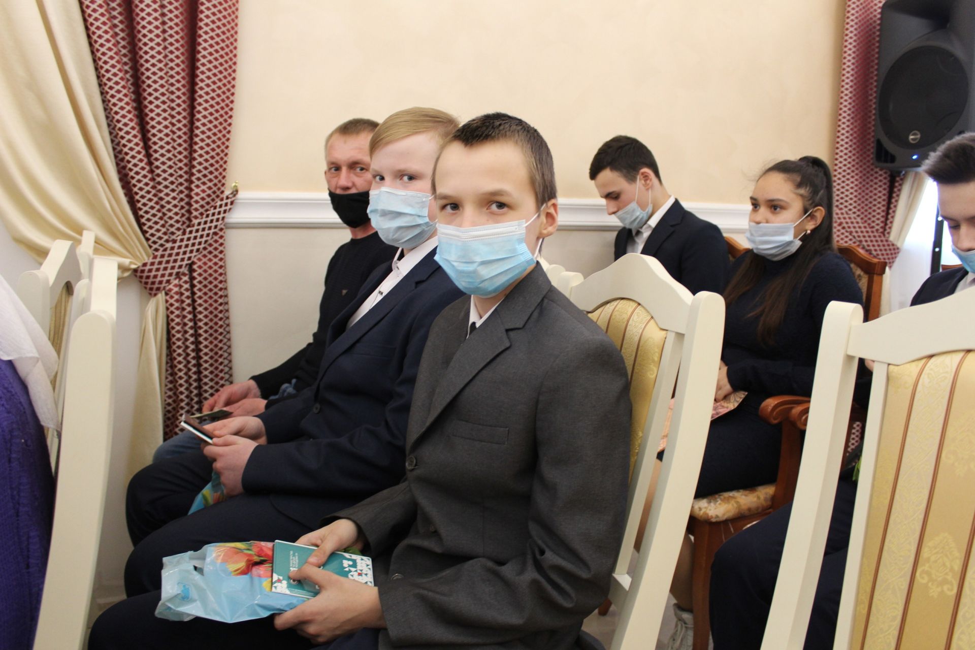 В канун 8 марта в Новошешминском отделе ЗАГС прошло праздничное мероприятие (ФОТОРЕПОРТАЖ)