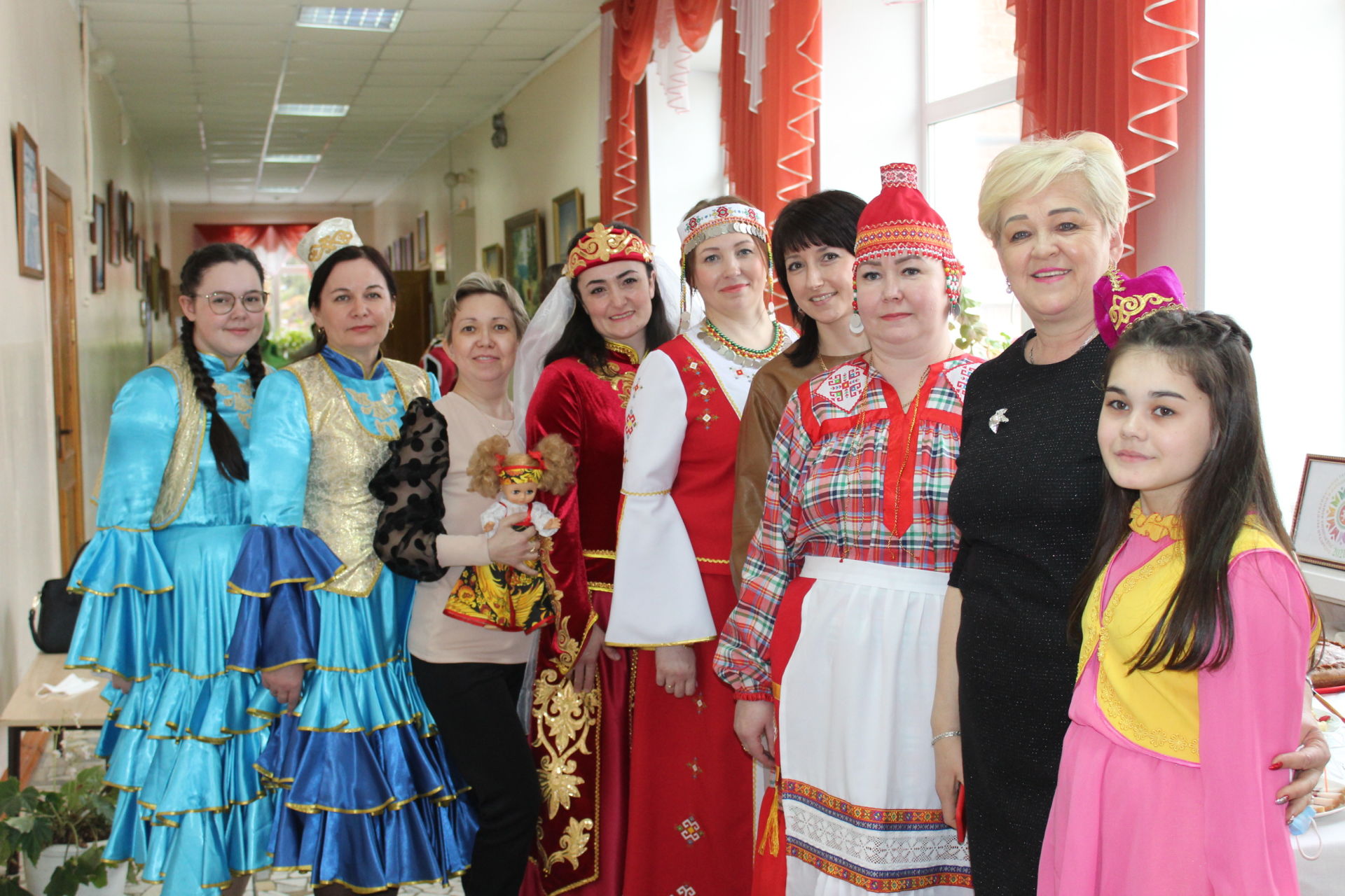В Новошешминской гимназии прошли открытые уроки и мастер-классы (фоторепортаж)
