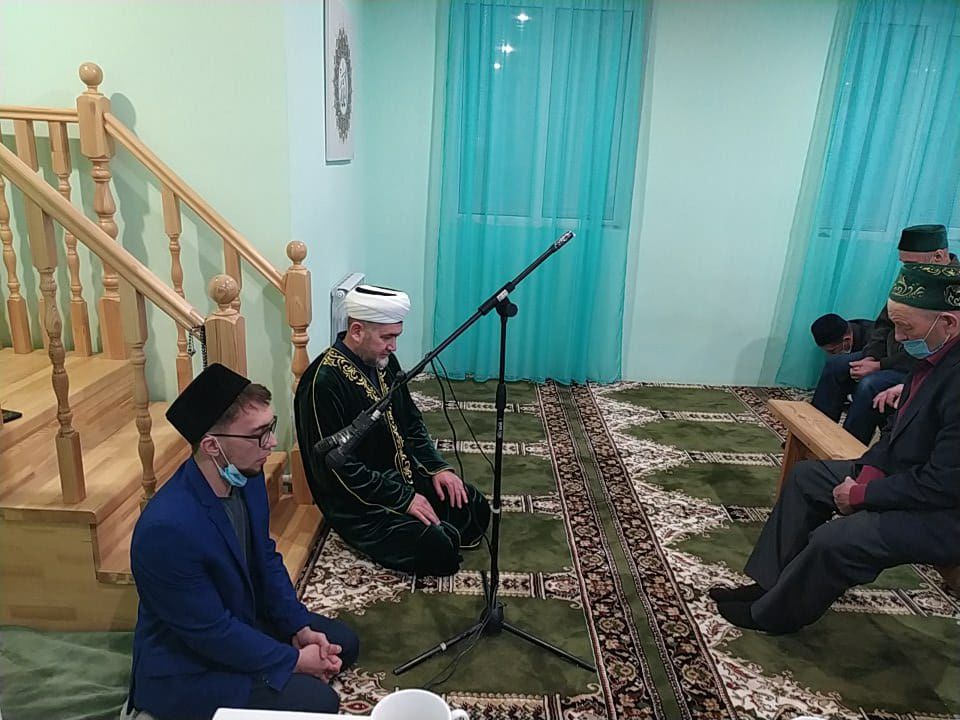 В Новошешминской мечети прошёл ифтар-меджлис