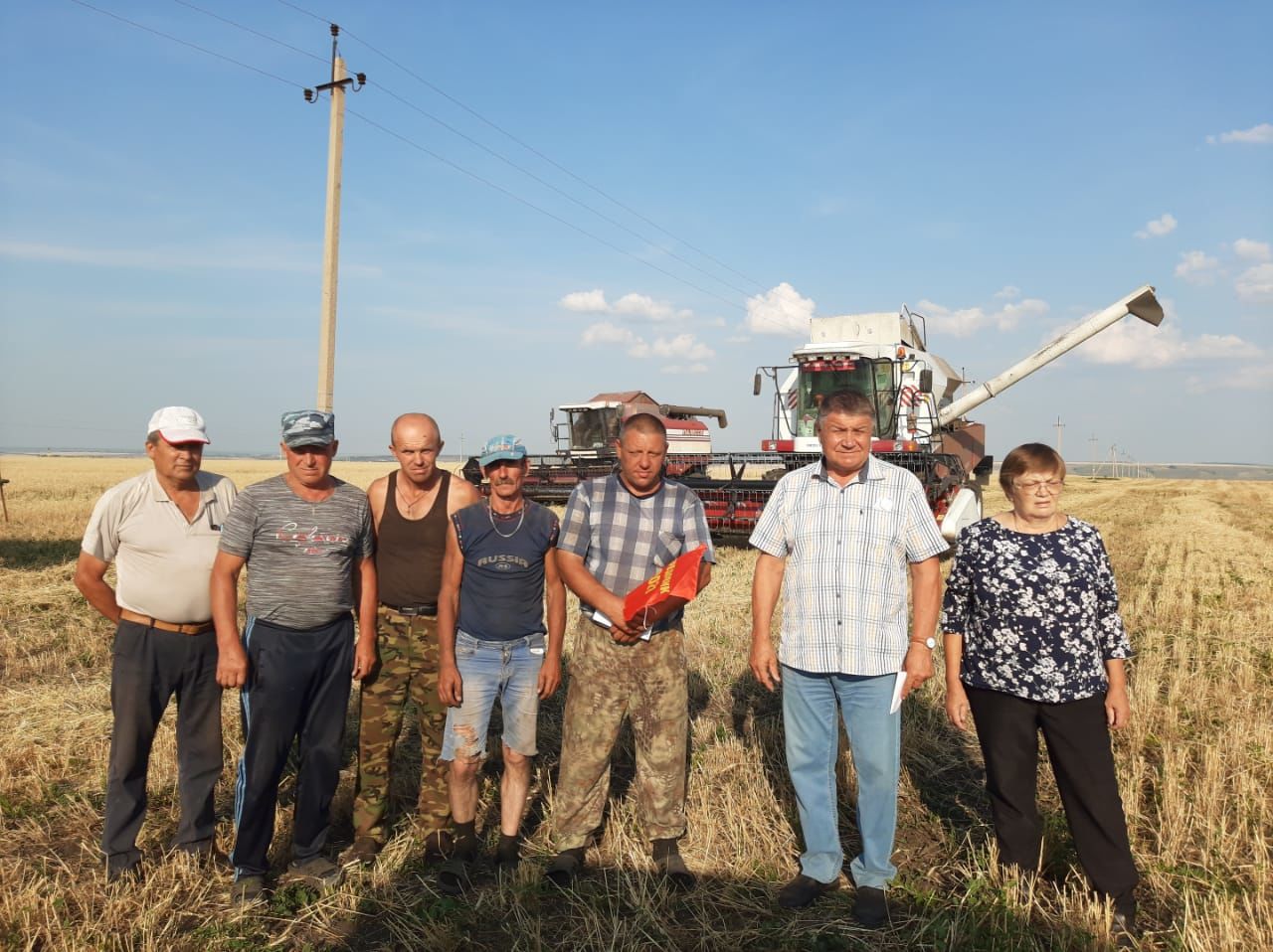 Определены первые победители на уборке урожая в Новошешминском районе