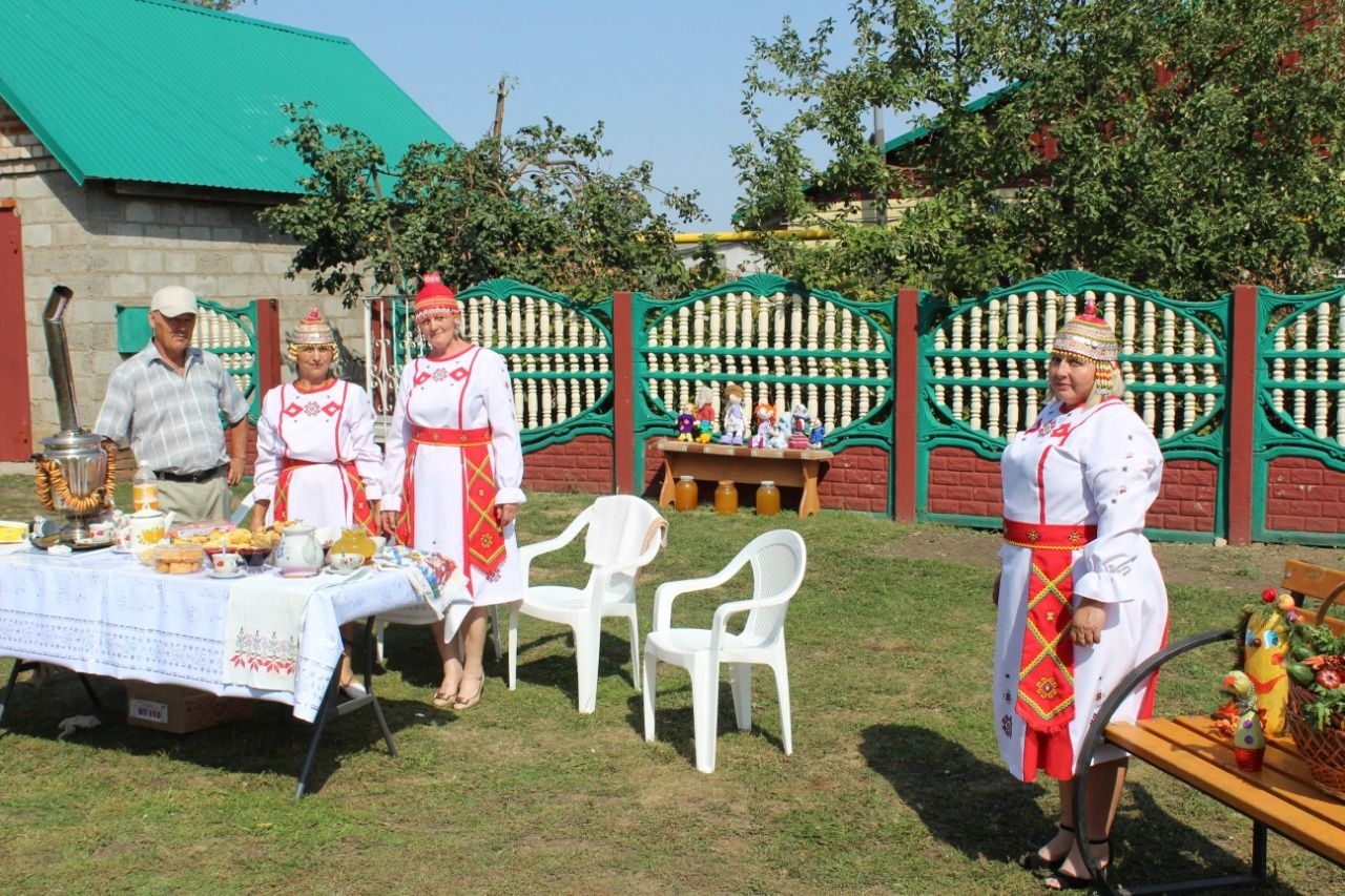 В Чувашской Чебоксарке  отпраздновали  День села