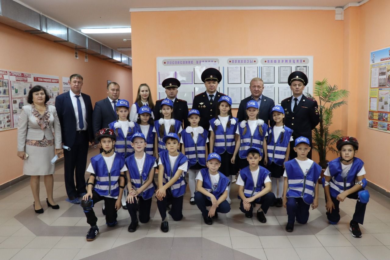 Главный госавтоинспектор Татарстана совершил рабочую поездку в Дрожжановский район республики