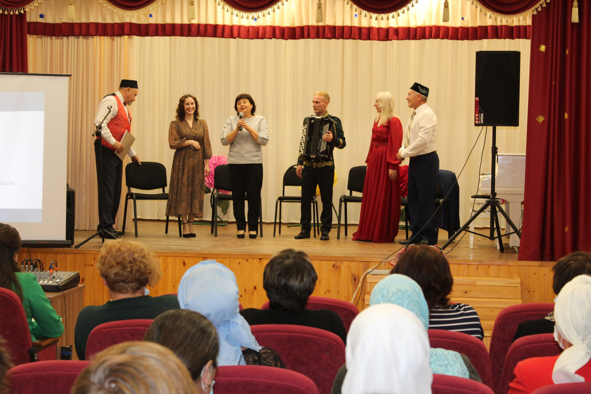 3 сентября в Новошешминске прошли мастер-классы по обучению ораторскому искусству на татарском языке