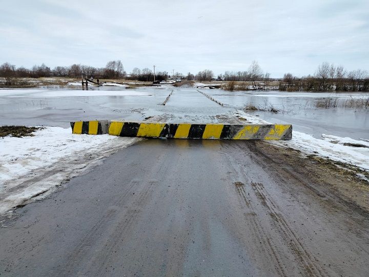 В Слободе Архангельской закрыли низководный мост