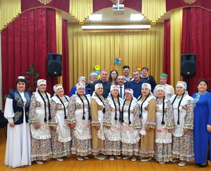 Просточелнинский «Талир тәңкә» - с концертом в селе Азеево
