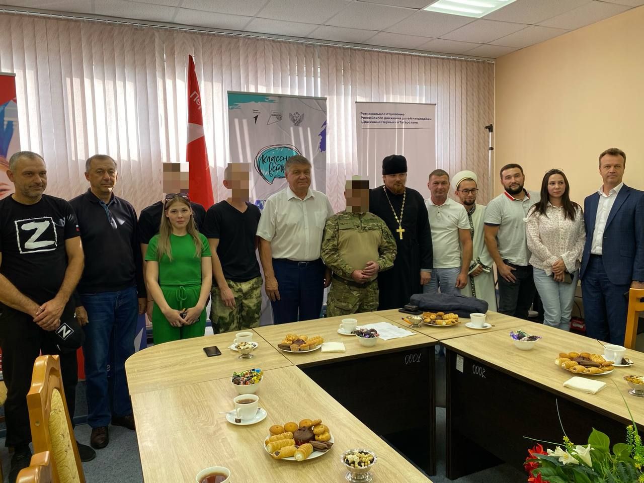 Глава Новошешминского района встретился с находящимися в отпуске бойцами
