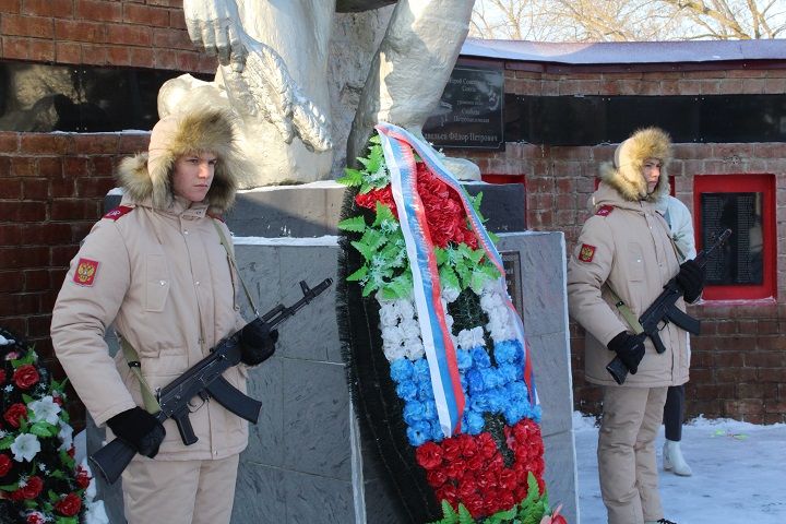 В канун Дня защитника Отечества в Новошешминске прошел митинг