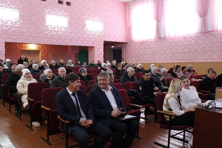 6 февраля в Слободе Петропавловской прошел сход граждан (фоторепортаж)