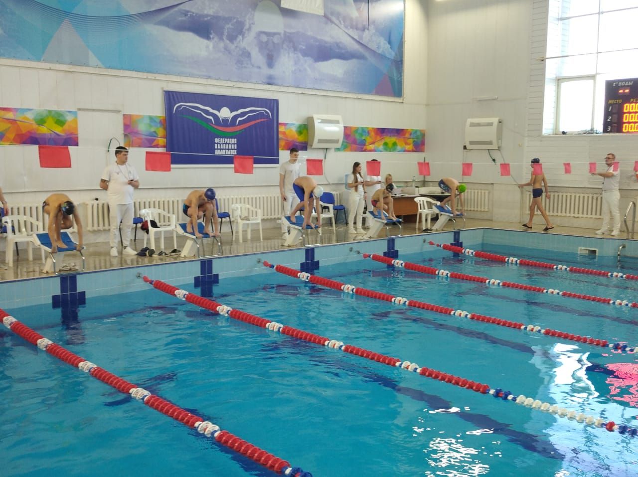 Юные пловцы Новошешминской спортшколы улучшили свои результаты