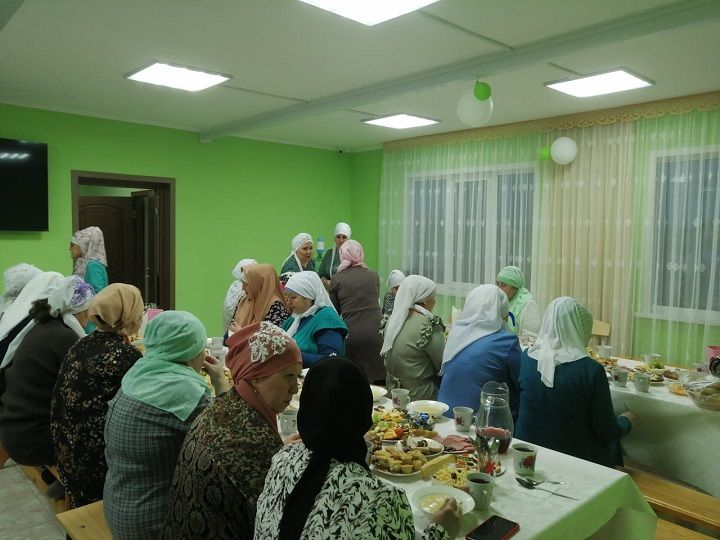 Ифтар-меджлисы в Новошешминской мечети