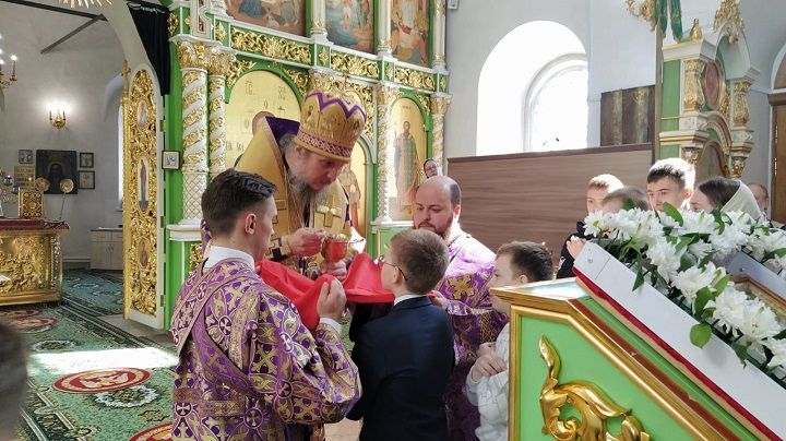Епископ Чистопольский и Нижнекамский Пахомий совершил богослужение в Новошешминском Троицком храме
