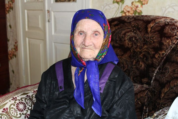 Жила не для себя