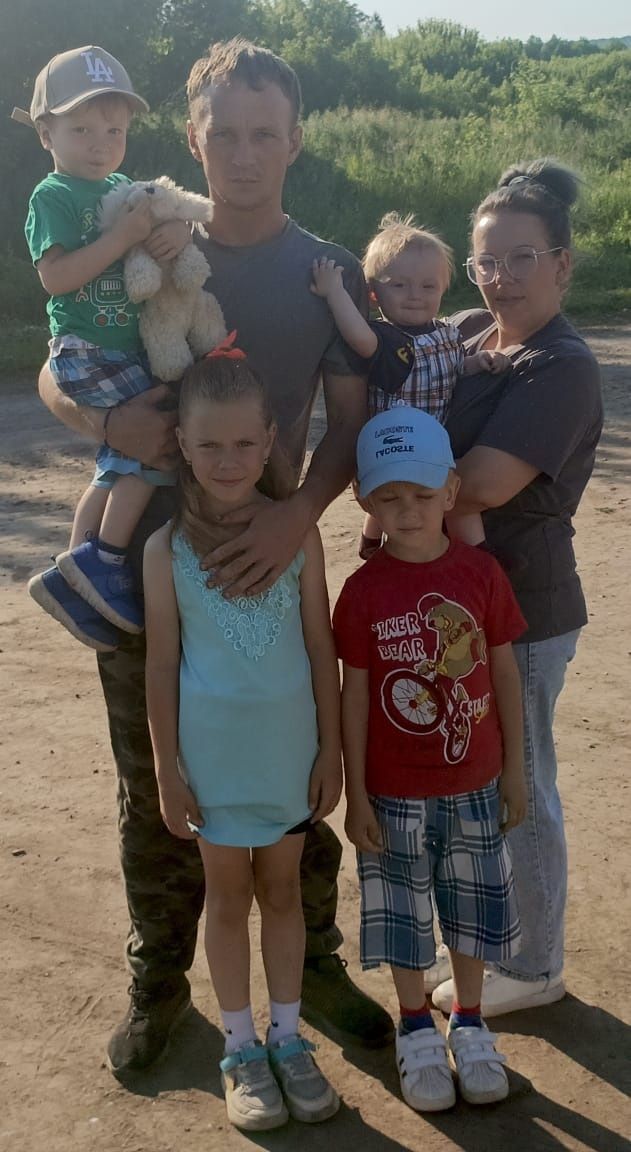 Социальную помощь получили около 30 граждан района