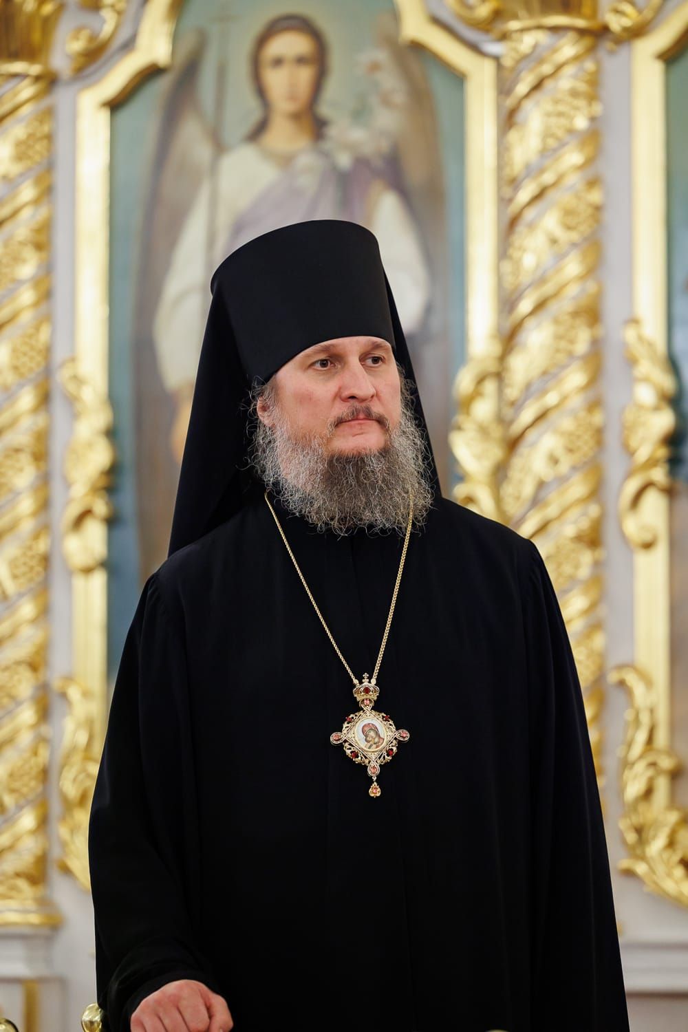Епископ Пахомий поздравляет новошешминцев с Днем народного единства