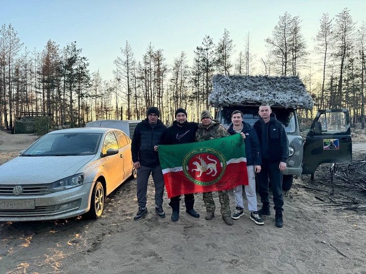 Сугышчыларга тагын ике автомобиль илттеләр