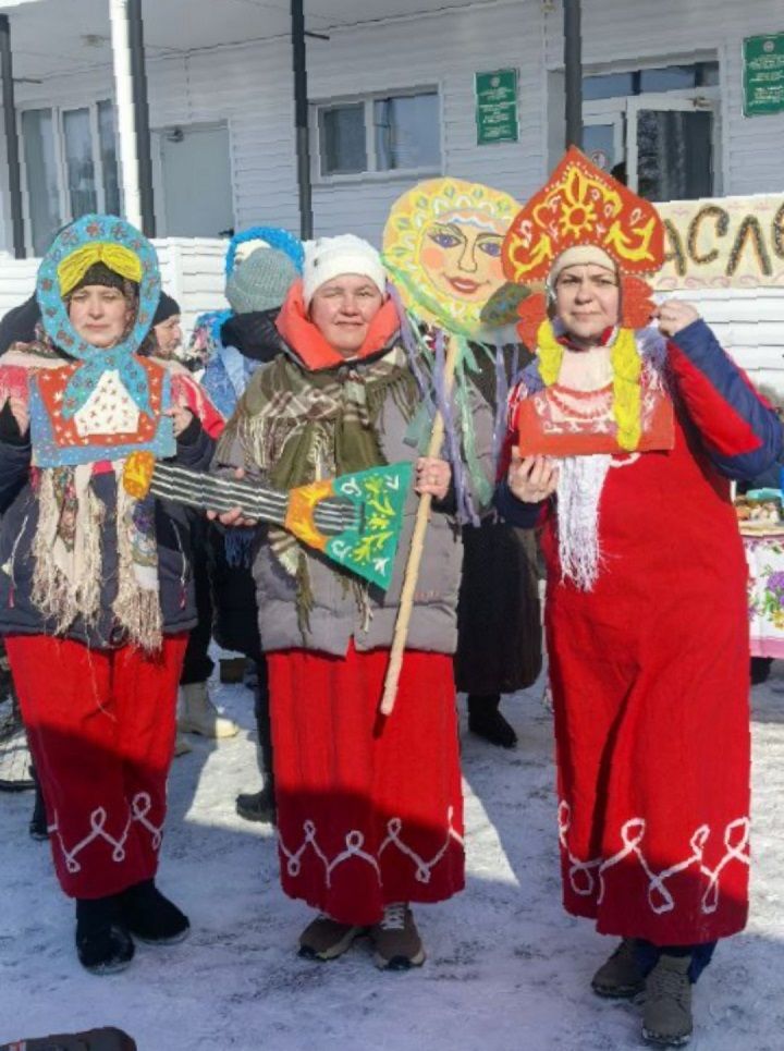 В Новошешминском доме-интернате отметили Масленицу
