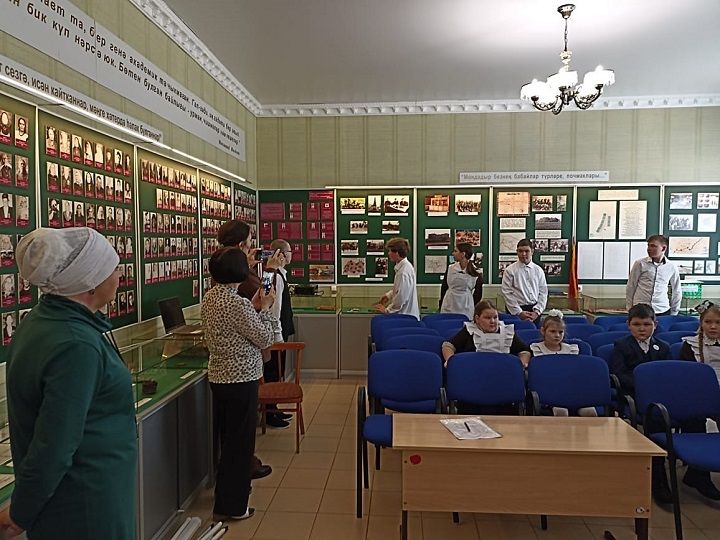 Научно-практическая конференция «Земля — планета загадок» в Акбуринском музее