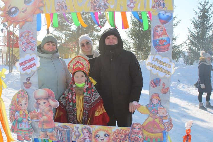Педагог, җырчы һәм ана