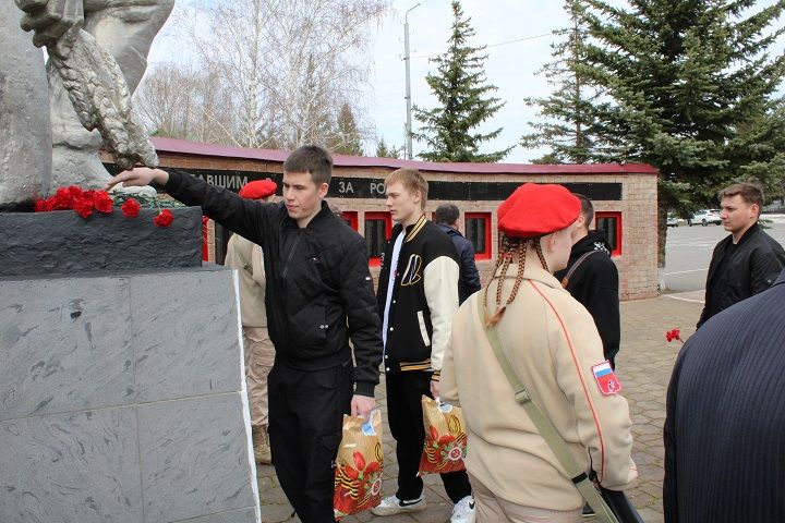 Весной на службу в армию из Новошешминского района призваны 17 ребят