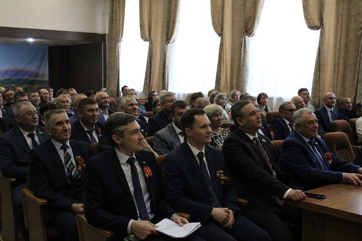 Новошешминский район возглавил новый руководитель