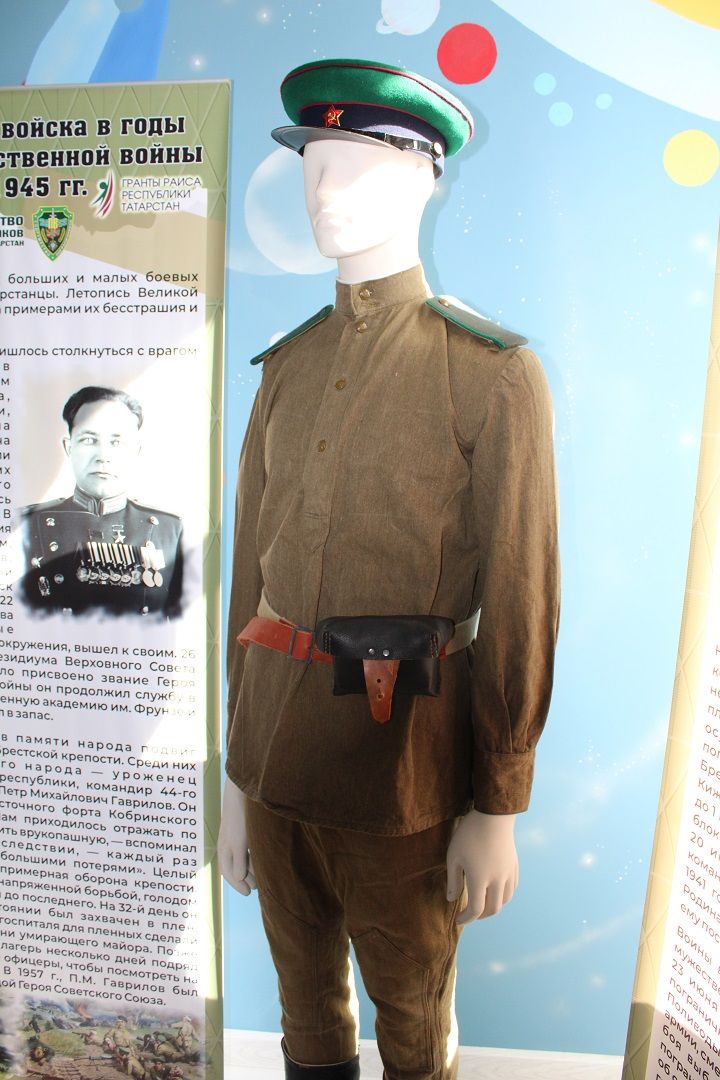 Чик сакчысы — халык өчен калкан, дошман өчен — кылыч