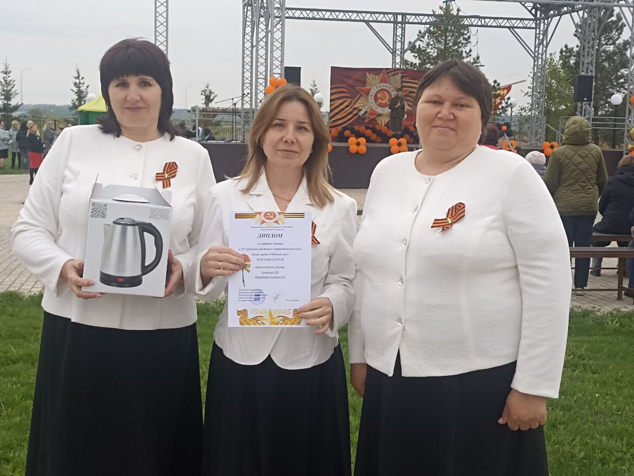 В Новошешминске прошел патриотический фестиваль «Живи, цвети, Победный май!»