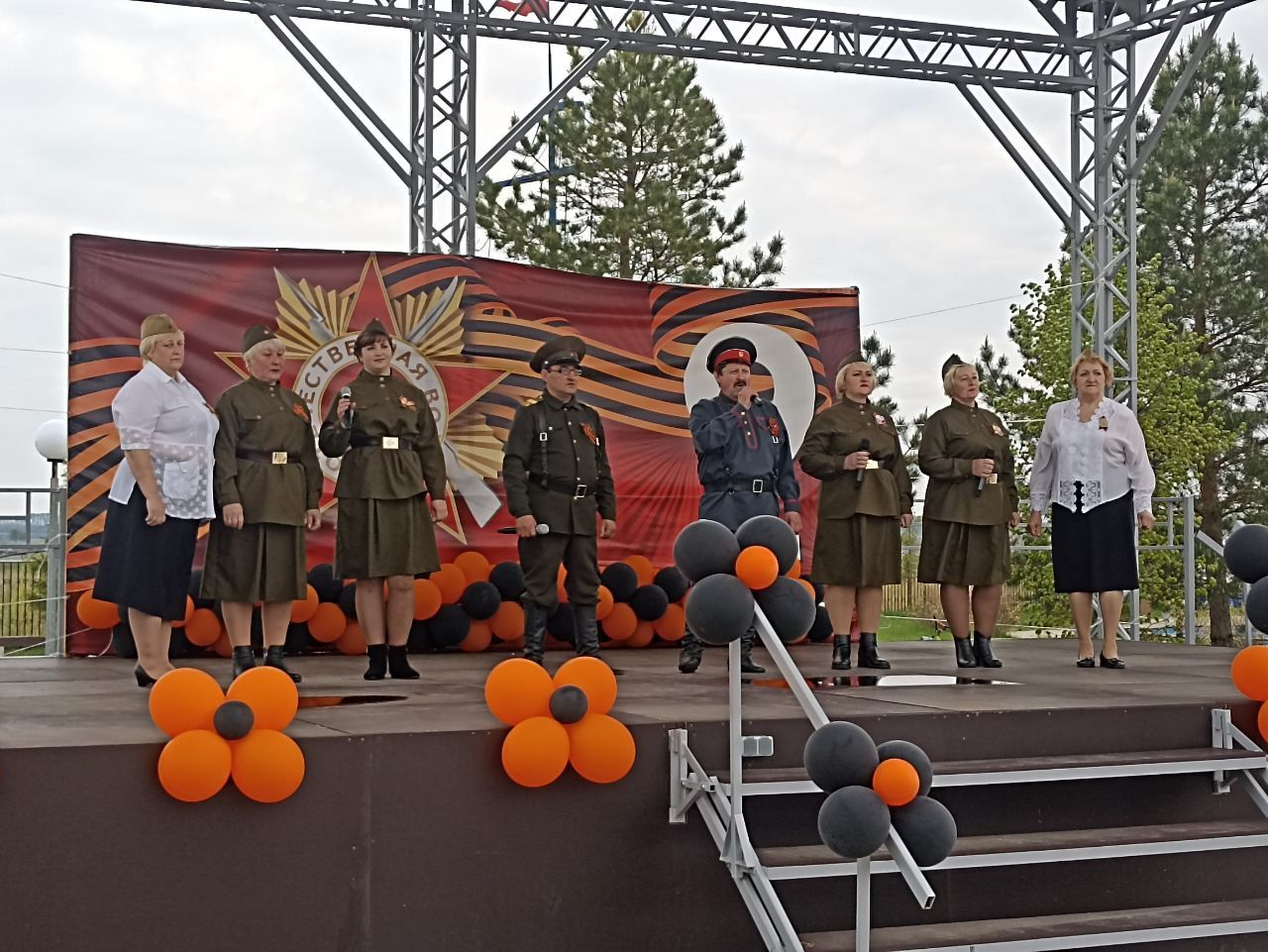 В Новошешминске прошел патриотический фестиваль «Живи, цвети, Победный май!»