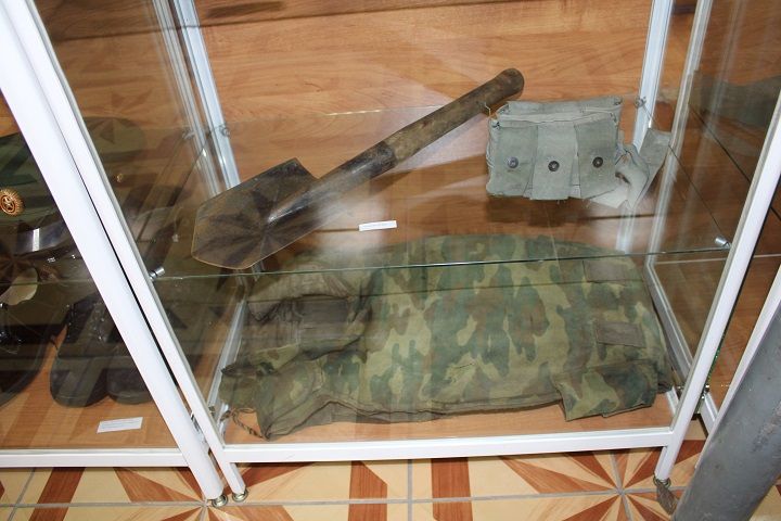 Хәзерге геройлар истәлегенә